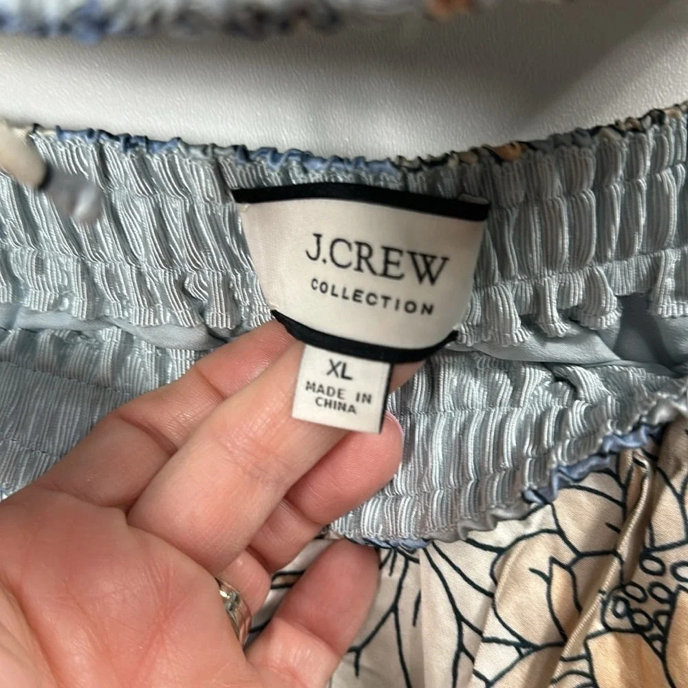 J.Crew Collection textured satin skirt set in Zinnia floral. XL.Top is NWT